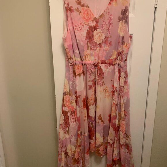 Laura Plus Pink Floral Chiffon Midi Dress Open Shoulder Asymmetric Hem Sz 18 - Picture 1 of 4
